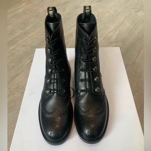 Christian Dior boots in size IT 36.5 black.